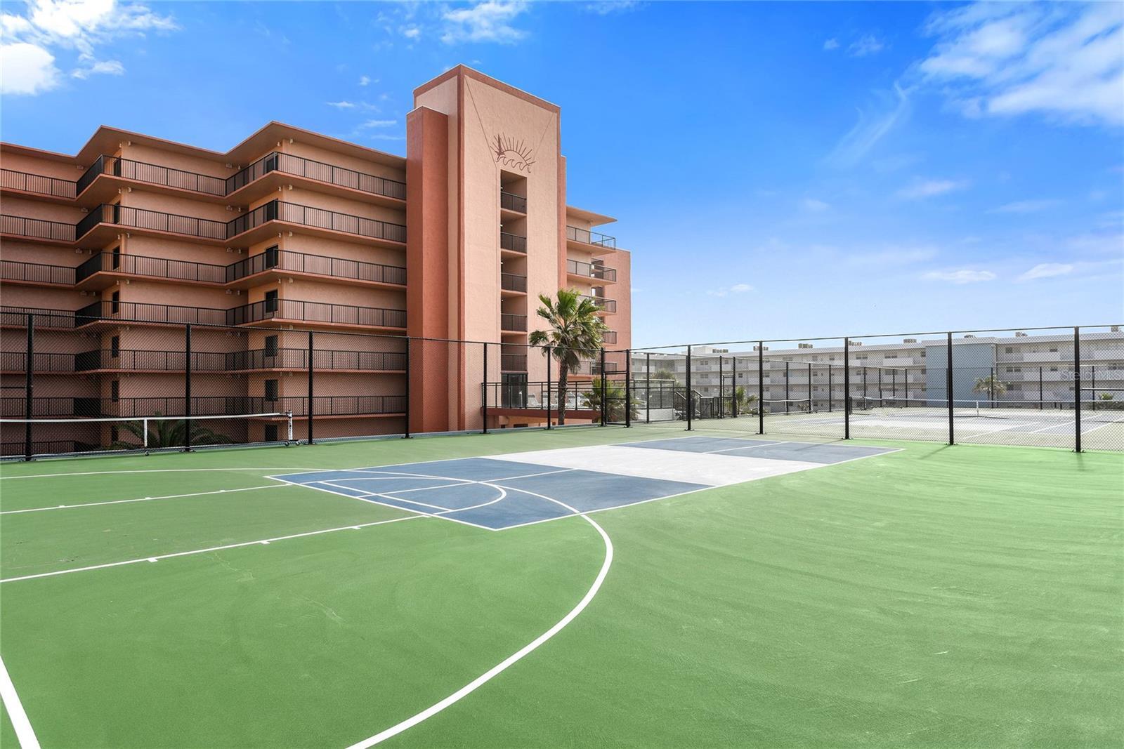 Sunrise Condos in New Smyrna Beach; call NSB Homes 386-235-8588